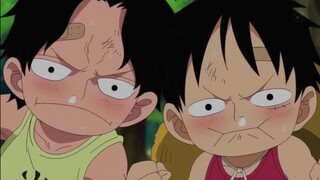 Lucu banget luffy masih bocil🤗