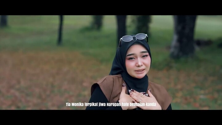 BALASAN TIA MONIKA - AYU AMANDA (Official Music Video)