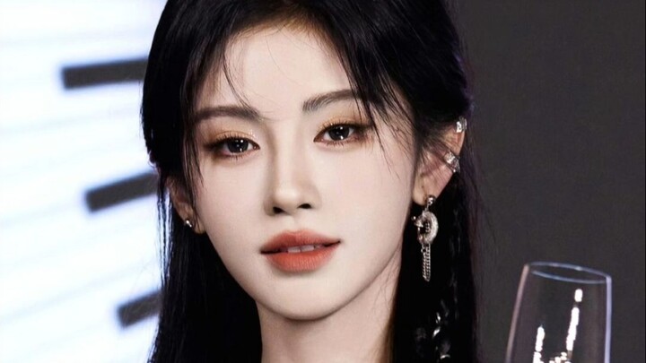 หน้าตาแบบนี้แหละคือไอเท็มหลักเลย!!