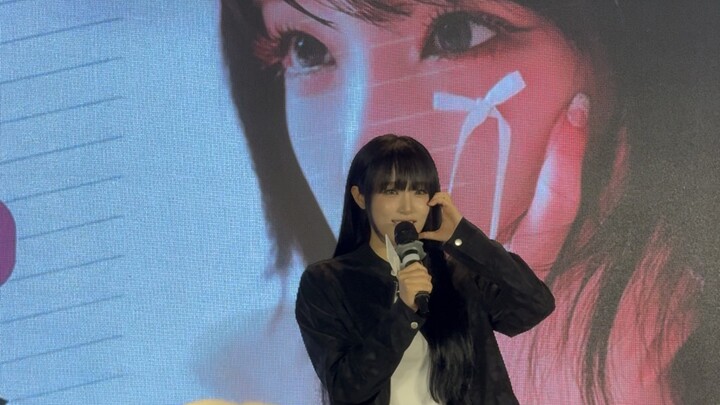 Idol Hàn Quốc có màn ký tặng tại Trung Quốc nói tiếng Trung nhiều nhất: Tự mình mở đầu bằng bài phát