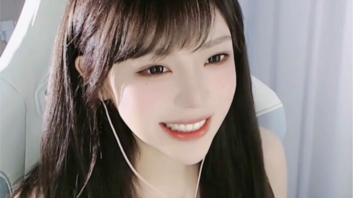 Aku udah putusin kamu dengan baik gak? Mirip nggak sama cara kamu dulu putusin aku? T^T