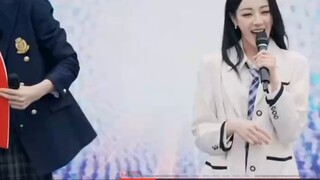 [Hot và được săn đón] "Tại sao Kha Vũ lại thích phong cách lịch sự?"