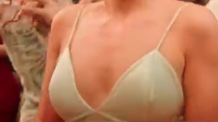 boom taki taki boom boom