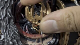 Tutorial Pemasangan Helm Dark Source Warhammer 30k Horus untuk Menyelamatkan Pasien Sakit Kritis.