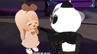 Anh ơi, anh đói quá. Phỏng vấn cô gái trẻ trên đường Cyber.