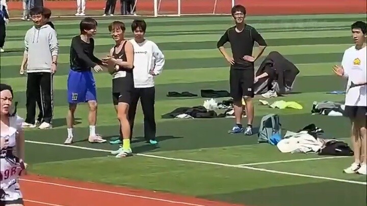 Những học sinh tuyệt vời tại cuộc thi thể thao thật tuyệt vời #SchoolSportsMeet