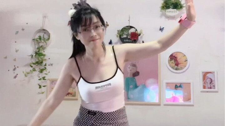 Just Dance Lollipop ใช้หมูต้มหั่นชิ้นที่กินวันนี้ให้หมด