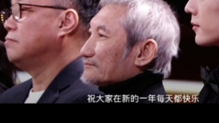 Weibo Night took multiple cameras to shoot Xiao Zhan's face for more than 10 minutes. Xiao looks so 