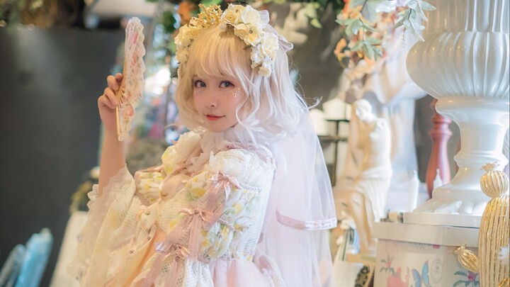 [Vlog cá hồi] Cuộc sống thường ngày | Khoảnh khắc riêng tư của bé Hòa Bình trong trang phục Lolita m