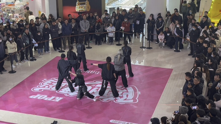 Nhanh xem màn cover dance beat it up cực ngầu này đi!!