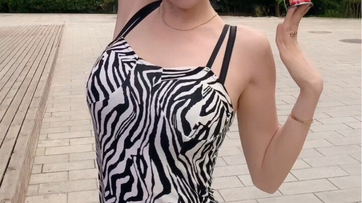 Is my sister a queen?