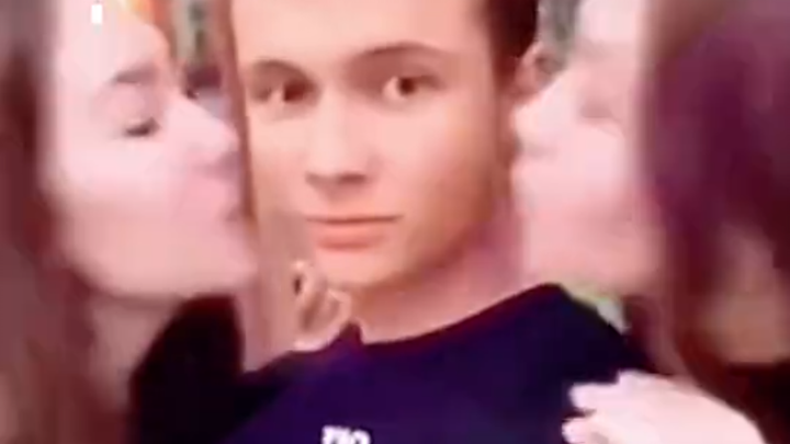 يا فتى، موهوب بشكل استثنائي!