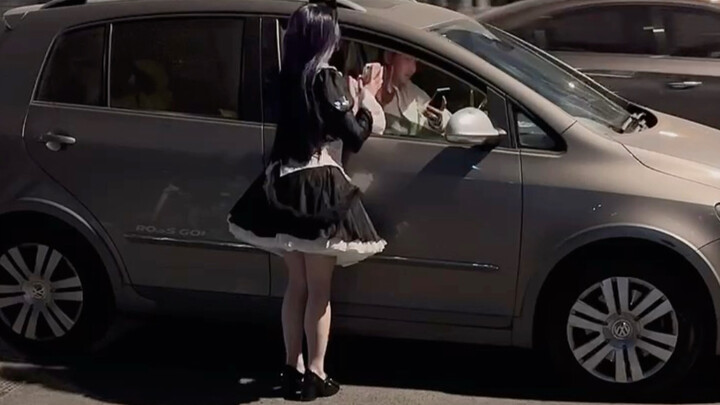 Mengejutkan! Tengah malam malah diajak ngobrol sama cewek.