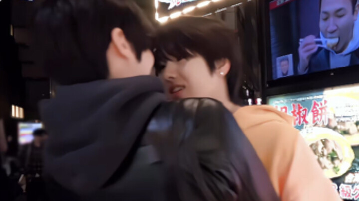 พี่ครับ ไม่ได้บอกให้หยุดไปแล้วเหรอ