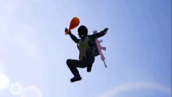 «الجدة المخبرة السرية»