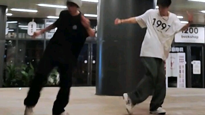 Dasar-dasar Hip-Hop ditingkatkan sebesar 29