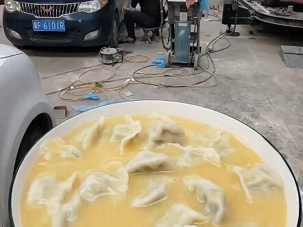 Main dish: dumpling porridge, served with six side dishes and one soup—under these conditions, you’v