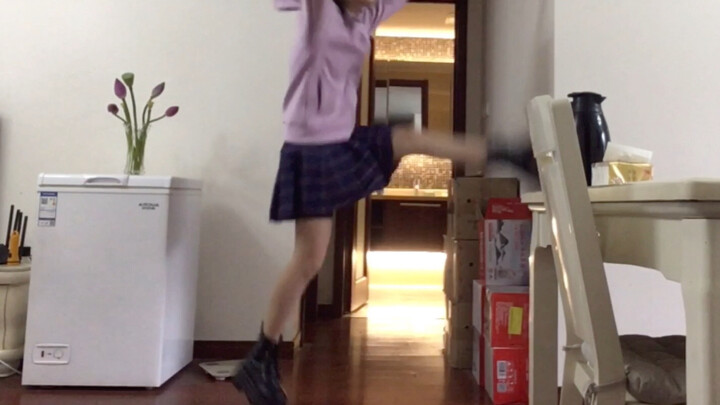 The middle school entrance exam results are out! (Strong wind, slicked-back hair / cover dance)