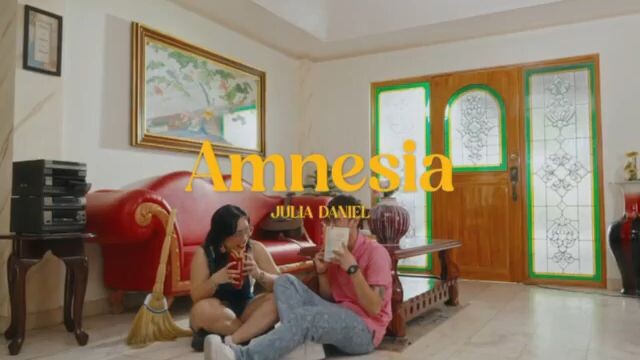 julia daniel amnesia song with my son primo Moldero