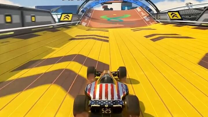 "Ten Thousand Times Wealth" A poor guy spends money on his wife and his wealth will increase tenfold