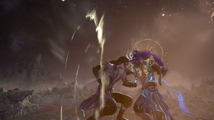 The Dragon Lord returns to fight Fang Yuan