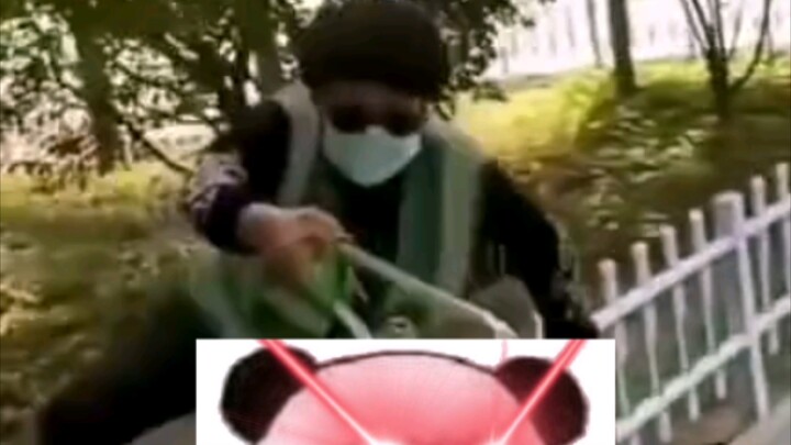 أخي منذ عشرين عامًا؟ والآن توجه السلاح نحوي!