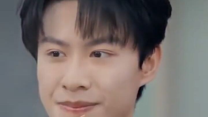 ชายหนุ่มมีระบบใช้เงินได้ไม่จำกัด กลายเป็นเจ้าพ่อ