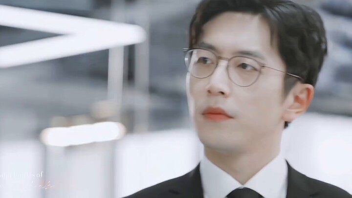 The ideal beta in the domestic entertainment industry? A top husband? But an abstinent boss.