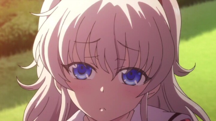 “She doesn’t seem to know she’s cute~💕”