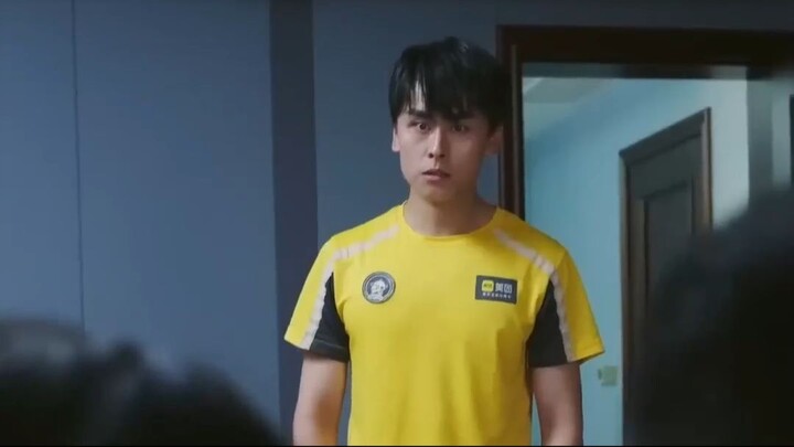 [พากย์ไทย] พนักงานส่งของยากจนชนรถหรูของ CEO หญิง ทำให้ความทรงจำฟื้นขึ้น ปรากฏว่าเขาเป็นเศรษฐีพันล้าน