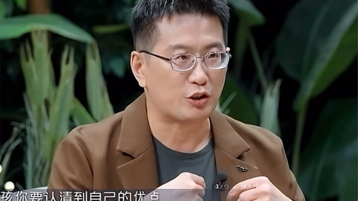 “Kamu harus percaya, karena kamu baik, maka kamu layak mendapat kebaikan dari orang lain.”