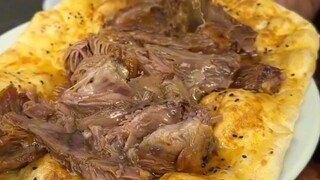 Sebuah restoran di Ankara, Turki, daging ini benar-benar terlalu empuk