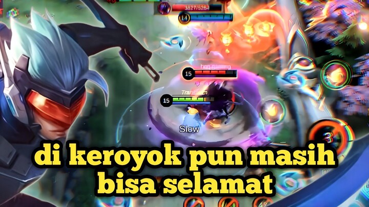 dikeroyok pun masih bisa selmat 😋