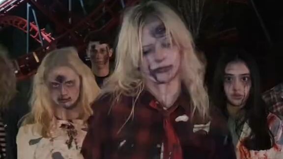 🧟 สาวสวยซอมบี้ต่างประเทศเต้นเพลง Thriller 🎃 เตรียมความพร้อมสำหรับฮาโลวีน