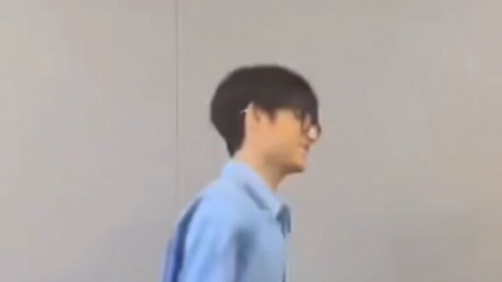 Winwin’s brother is back, and even the air in Korea has turned sweet.