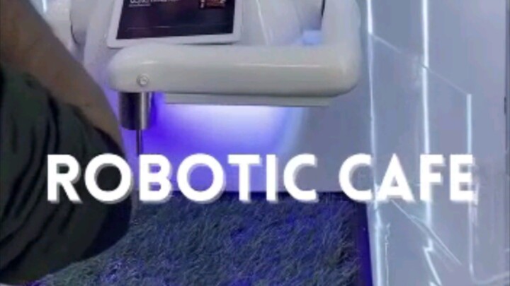 sarving robot