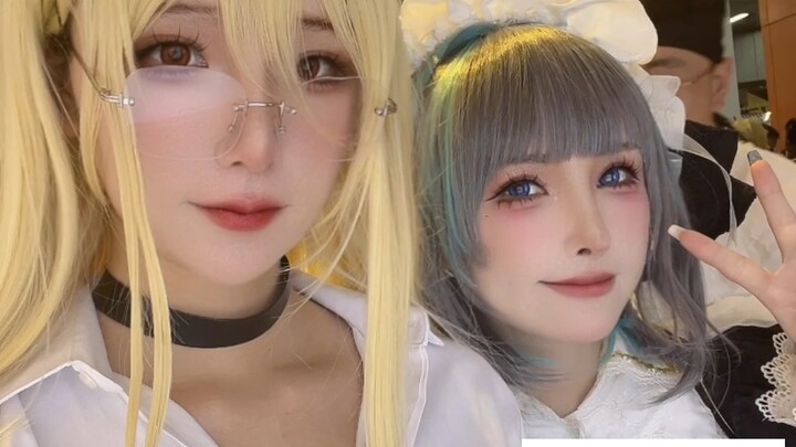 Gently touching the legs—so delightful!