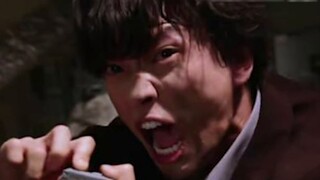 Tidak hanya hewan yang berlarian di sabana Afrika, tapi juga Kamen Rider! SIC Oz Gravity Team