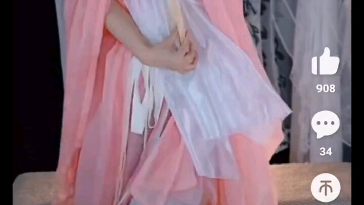 It's Chinese New Year—let's eat something delicious!