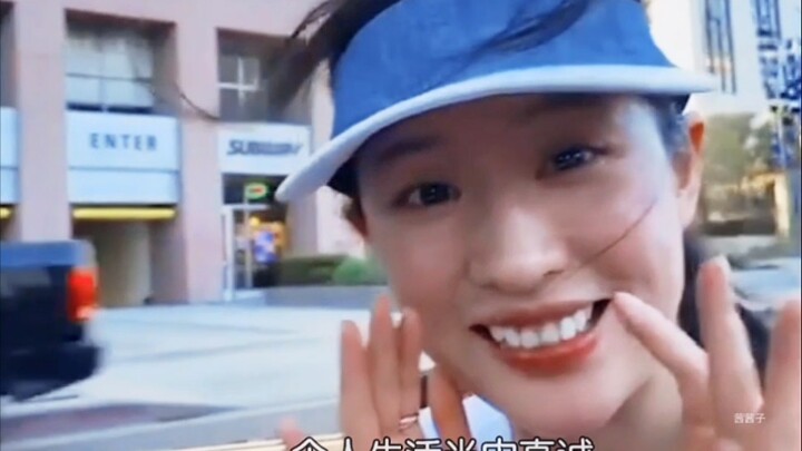 【Liu Yifei】"Aku akan selalu menyukai orang yang tulus"