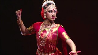 [แปลโดย Kuchipudi] การสร้างสรรค์และความตาย: จากหญิงสาวขี้เล่นสู่กาลีผู้หวาดกลัว เธอคือทุกสิ่ง (คำบรร