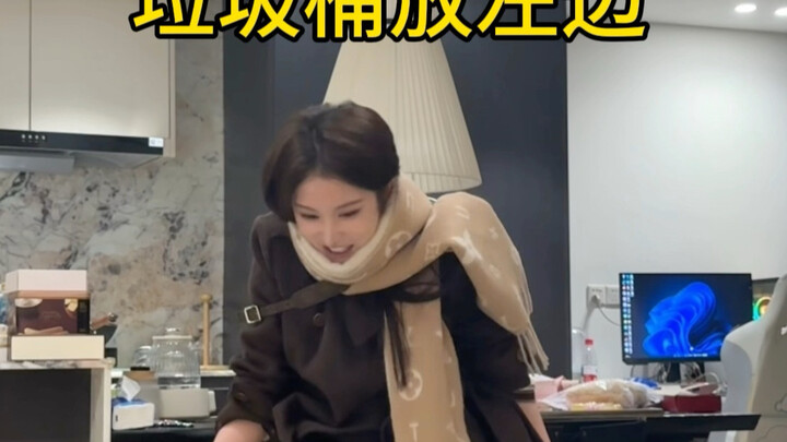 محاكاة دخول الفتاة إلى المرحاض العام (نسخة الصعوبة الجهنمية)