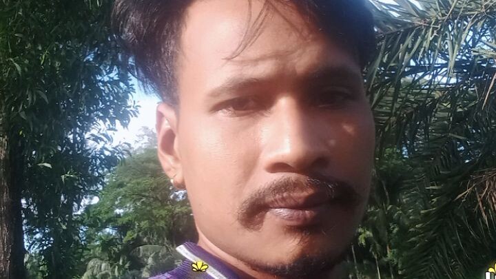বাংলাদেশী পোলা রে তোর নামটা ভুলে যা