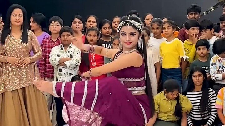 【Bhumika Tiwari】“Our Eyes Meet—Love Has Nowhere Left to Hide” | Indian Dance