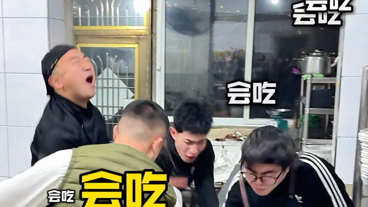 Khi khách hàng không còn khó tính nữa… Mấy anh em chịu hết nổi rồi
