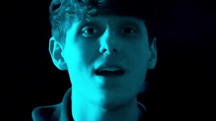 “A Thousand Years” resmi dirilis! John Michael Howell × JVKE 🌌