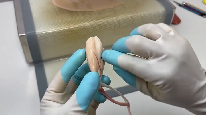 ฉันทำปีกไก่ใส่น้ำตาลทรายขาวค่ะ ของที่ซื้อในซูเปอร์มาร์เก็ตไม่อร่อยเท่าที่ฉันทำเอง