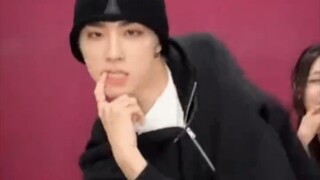 สู่จุดสูงสุดของการเต้นกลุ่มหญิง... เพลงใหม่ของ Xiao Jun & BADVILLAIN ท้าทาย