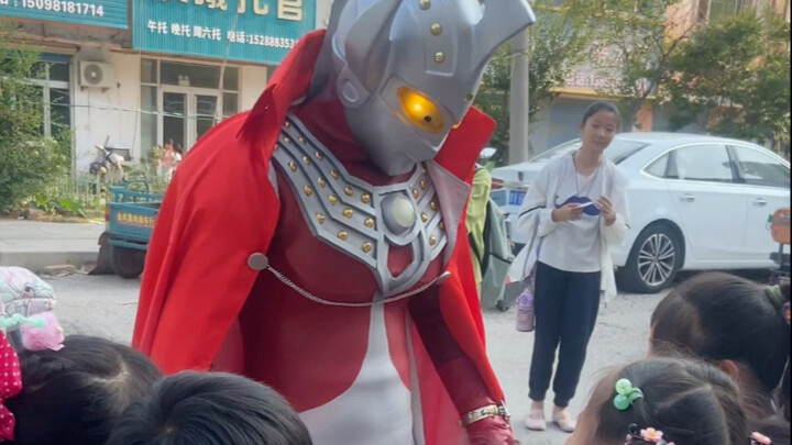 What would the children in kindergarten do if you turned into Ultraman?