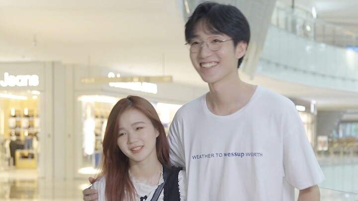 In love, details don’t have gender; guys also need thoughtful gestures and affection.